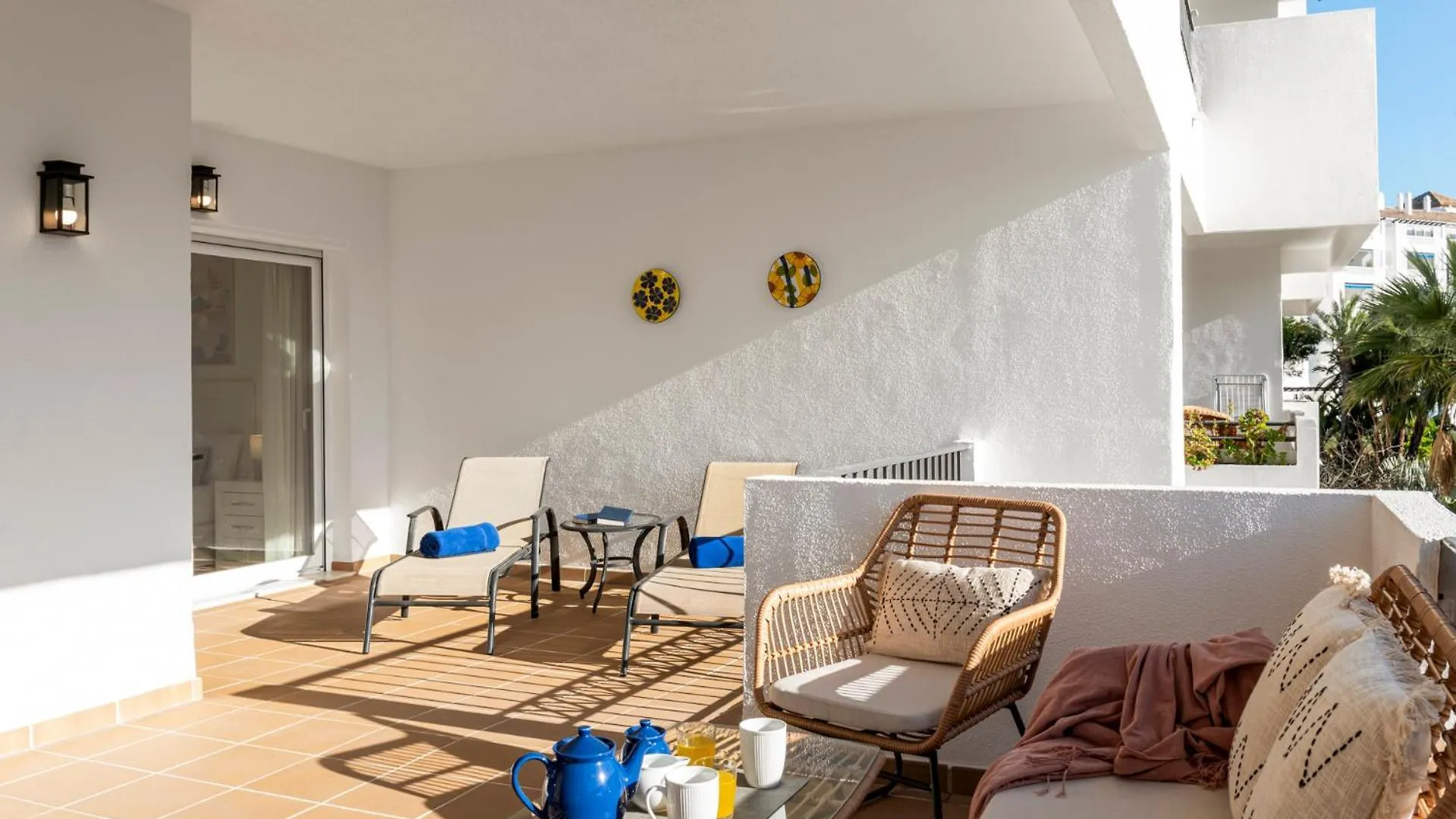 Banus Rentals Luminoso Apartamento Con Vistas Al Mar Marbella Spanien