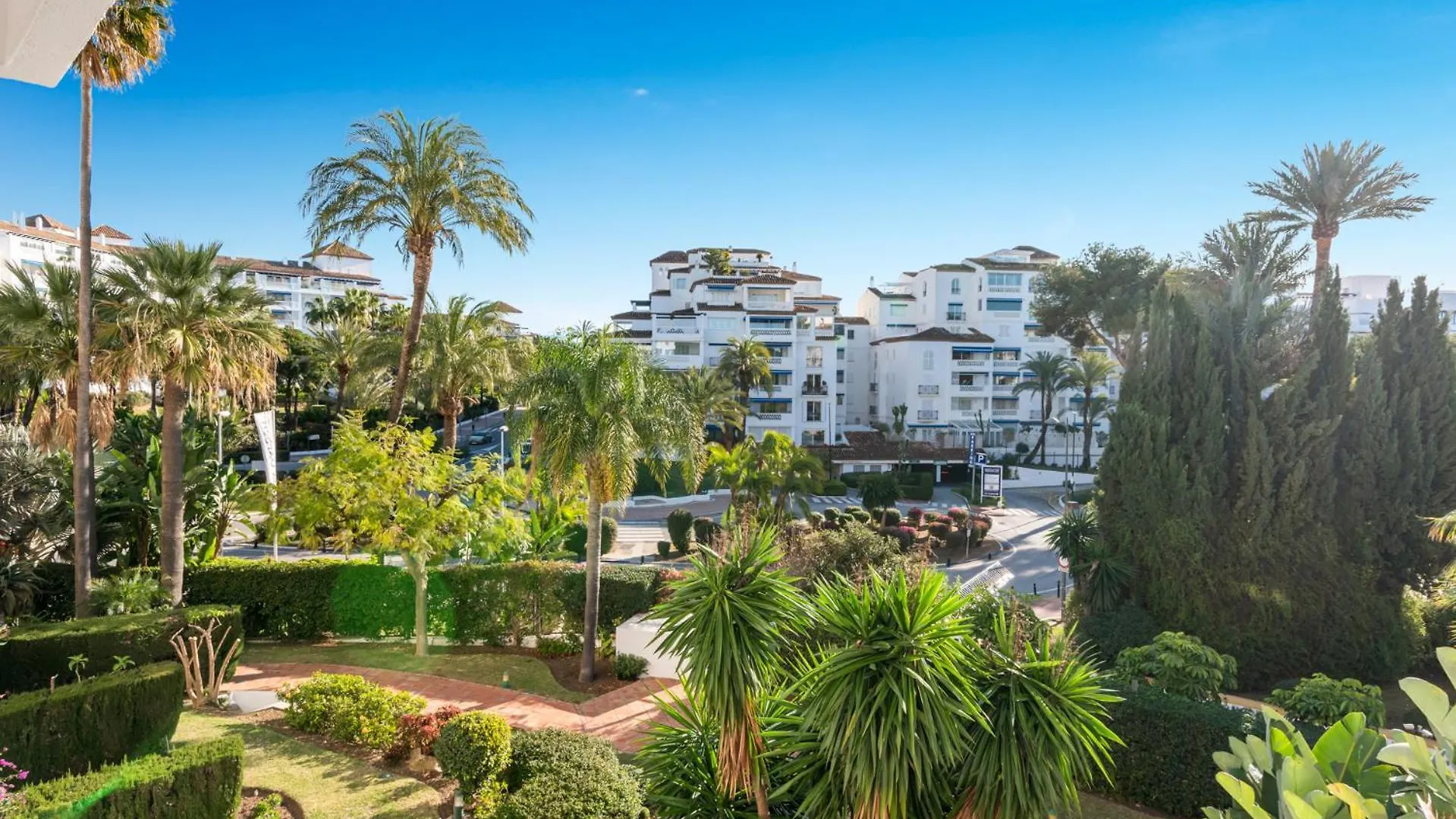 Banus Rentals Luminoso Apartamento Con Vistas Al Mar Marbella Spanien