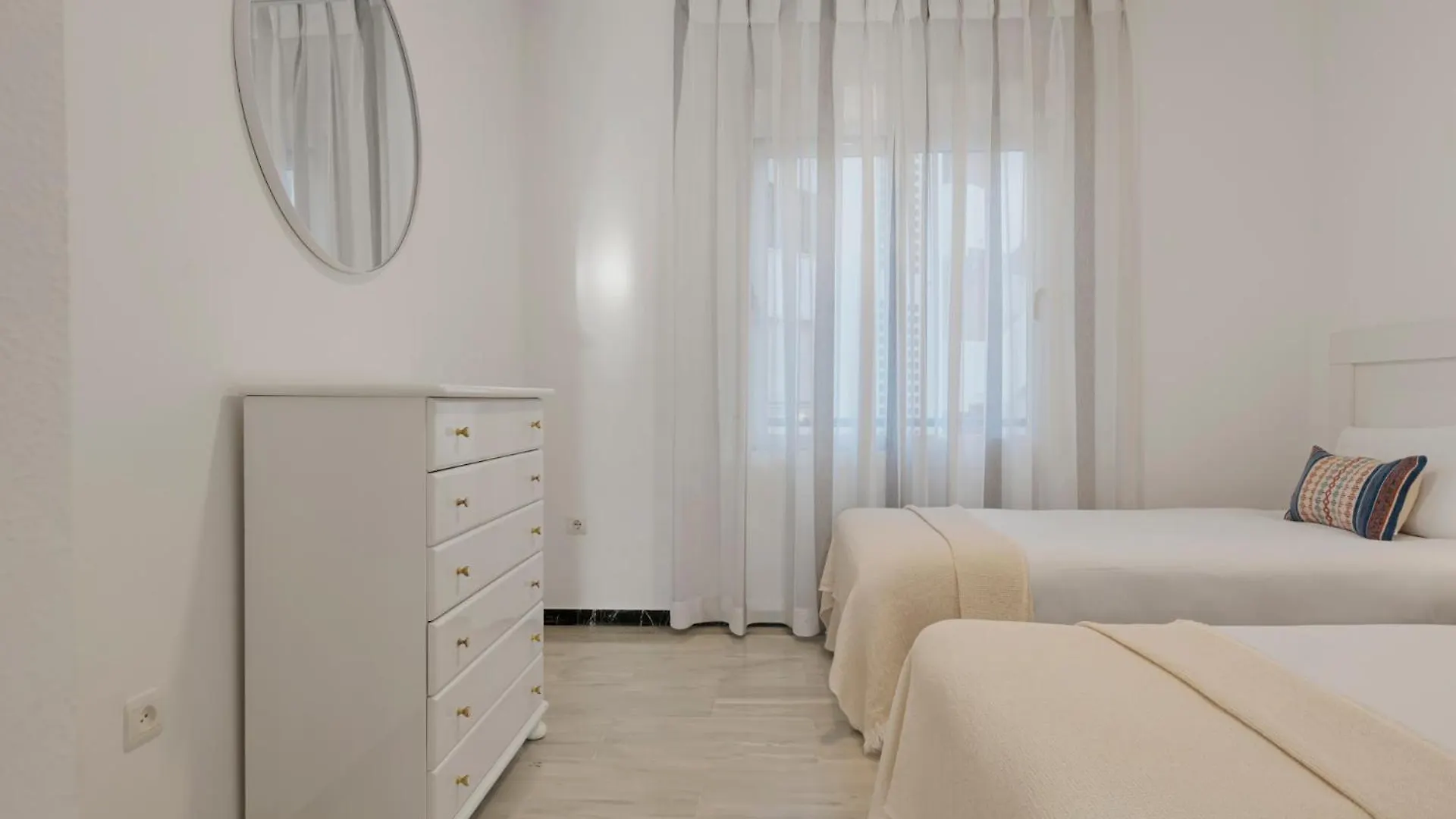מארבלה Banus Rentals Luminoso Apartamento Con Vistas Al Mar